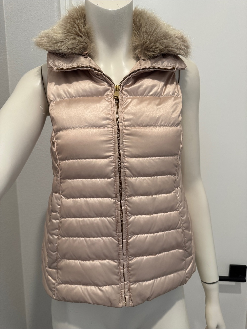 Talbots Puffer Vest with Faux Fur Trim Sz P